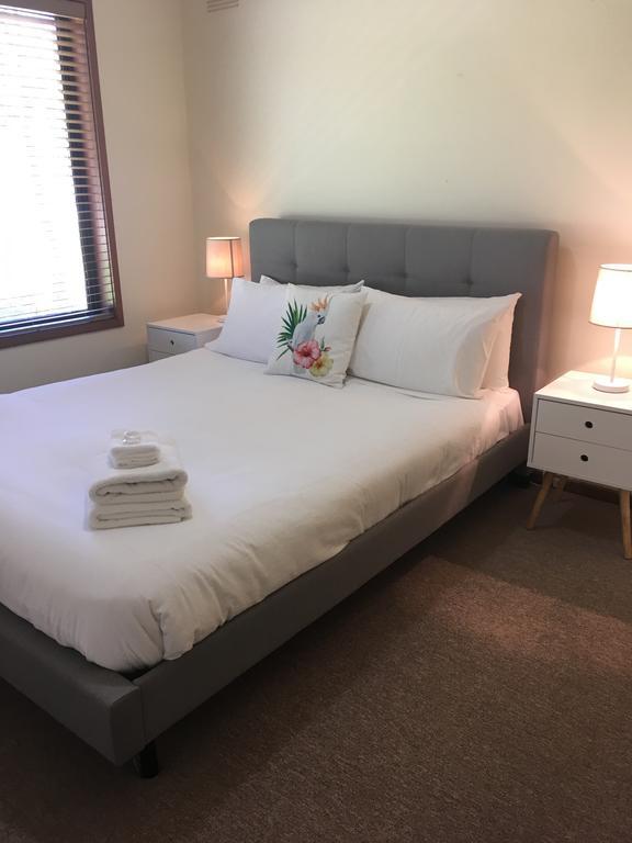 Acorn Lodge Bright Kültér fotó
